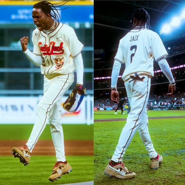 Travis scott hot sale baseball cleats